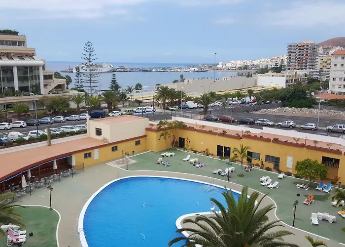 Newly Renovated Vistas Muelle De Cristianos Pier View Free Wifi Lägenhet Arona (Tenerife)