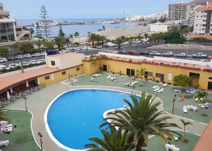 Newly Renovated Vistas Muelle De Cristianos Pier View Free Wifi * ארונה