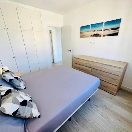 Newly Renovated Vistas Muelle De Cristianos Pier View Free Wifi * Arona (Tenerife)
