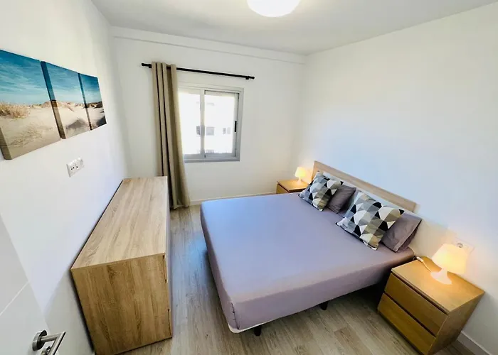Apartman Newly Renovated Vistas Muelle De Cristianos Pier View Free Wifi Arona